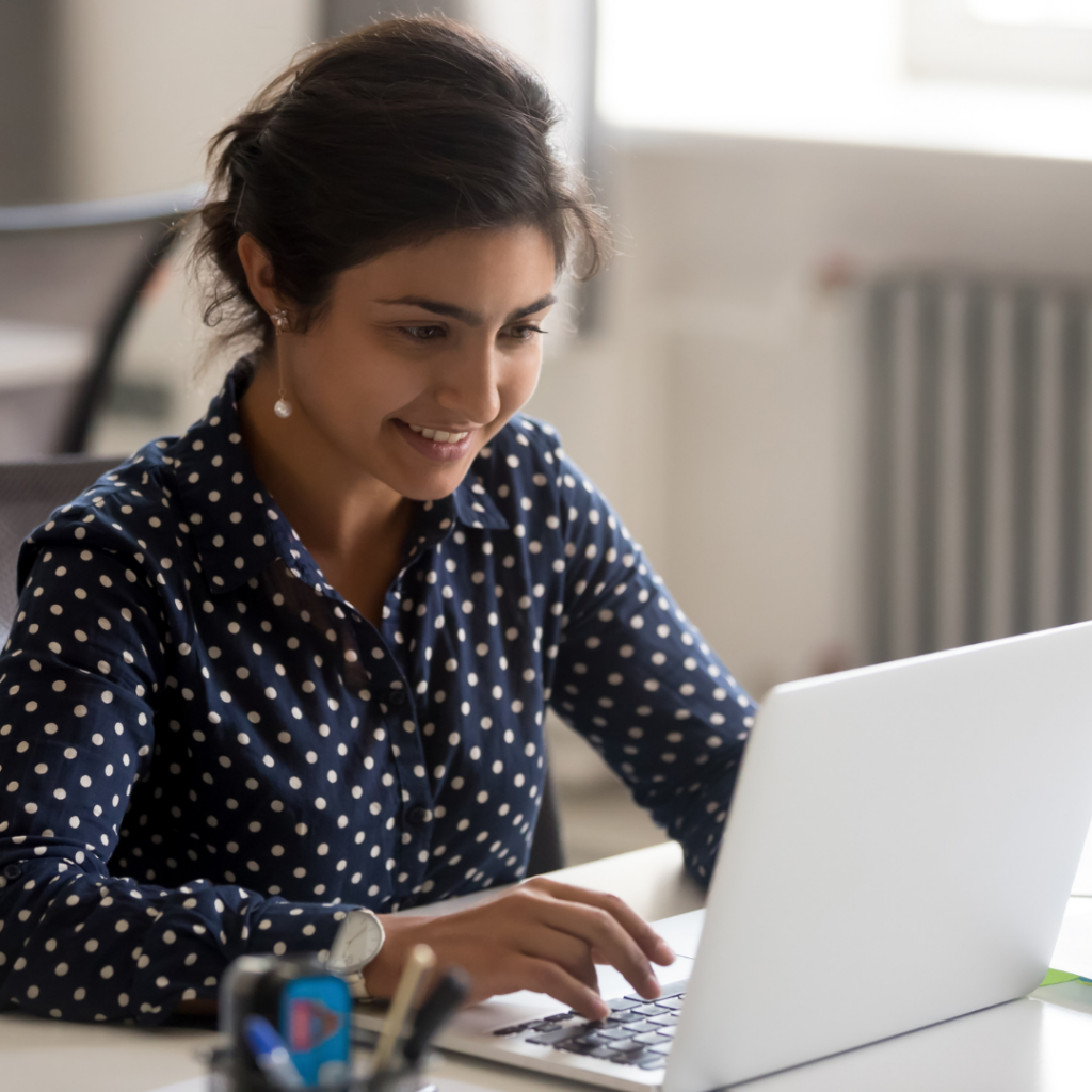 Potential AI Effects on Cyber Insurance Requirements 2 Employee using AI risk detection software to help use AI confidently.
